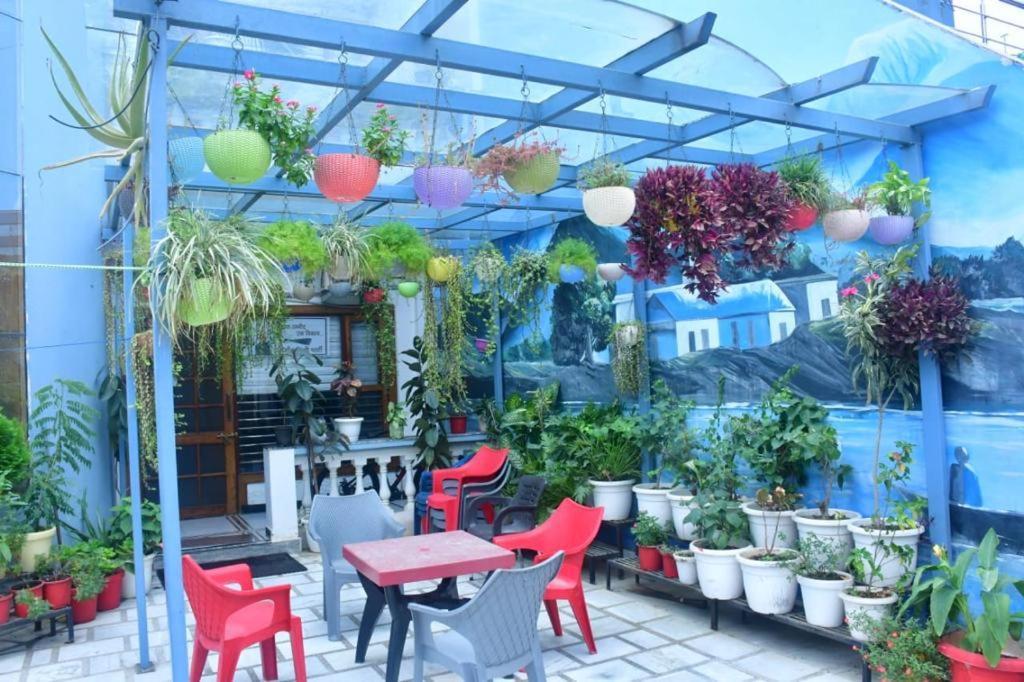 Shreshth Home Stay - Best Family Accommodation - 3Km From Har Ki Pauri, Haridwar, Uttarakhand Eksteriør bilde