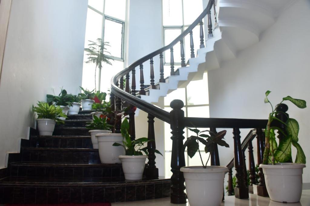 Shreshth Home Stay - Best Family Accommodation - 3Km From Har Ki Pauri, Haridwar, Uttarakhand Eksteriør bilde