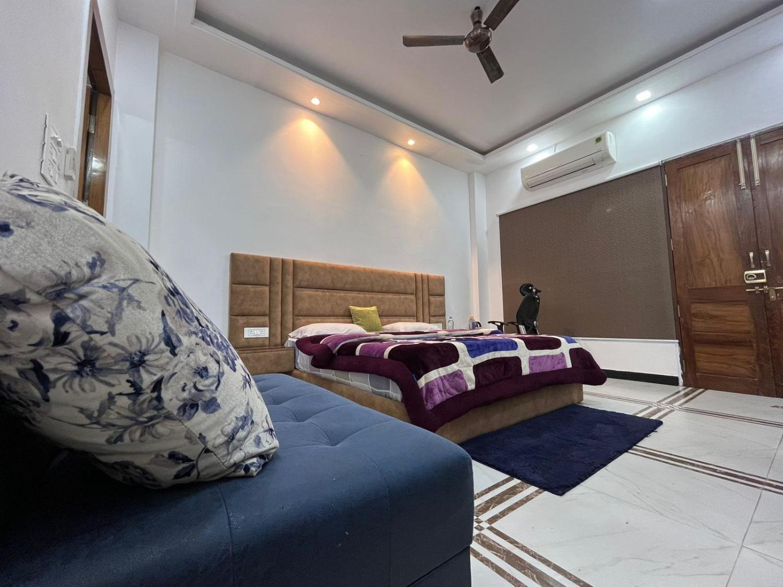 Shreshth Home Stay - Best Family Accommodation - 3Km From Har Ki Pauri, Haridwar, Uttarakhand Eksteriør bilde