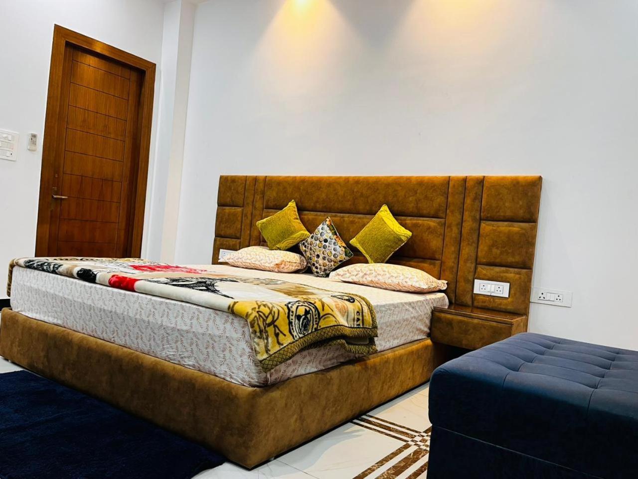 Shreshth Home Stay - Best Family Accommodation - 3Km From Har Ki Pauri, Haridwar, Uttarakhand Eksteriør bilde