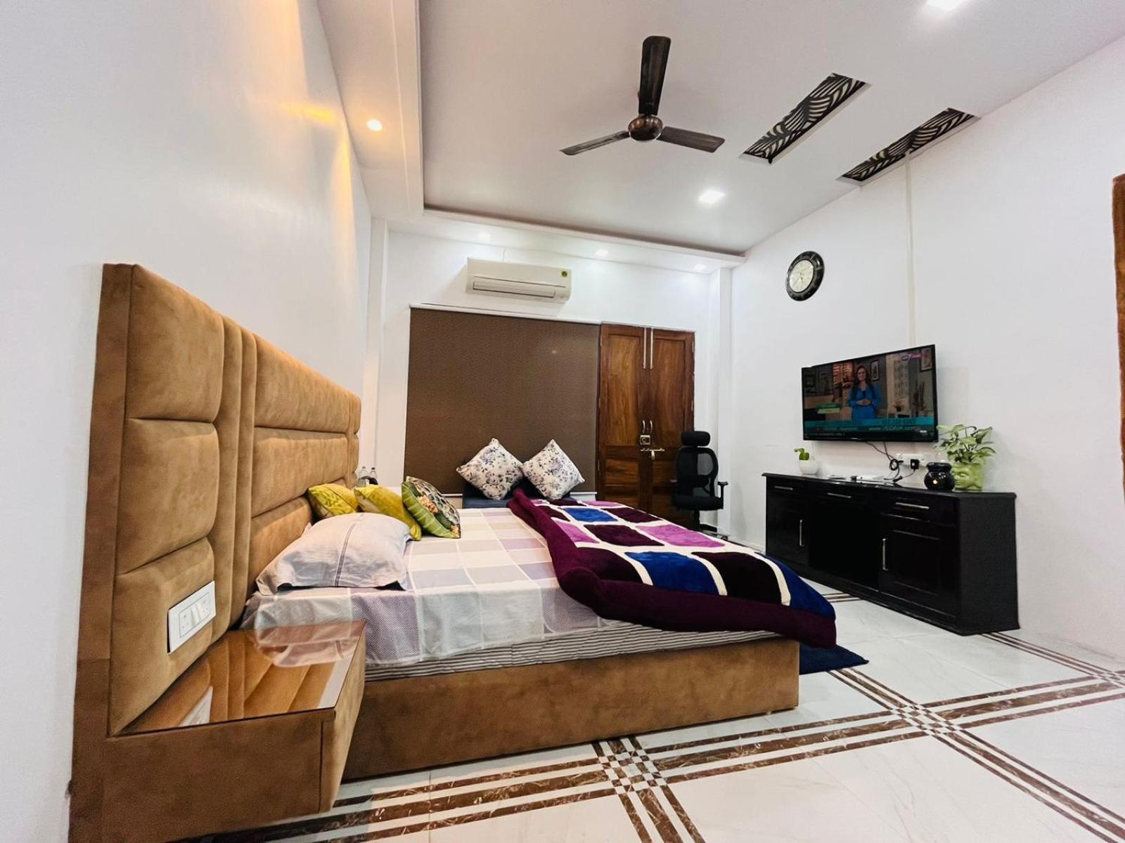 Shreshth Home Stay - Best Family Accommodation - 3Km From Har Ki Pauri, Haridwar, Uttarakhand Eksteriør bilde