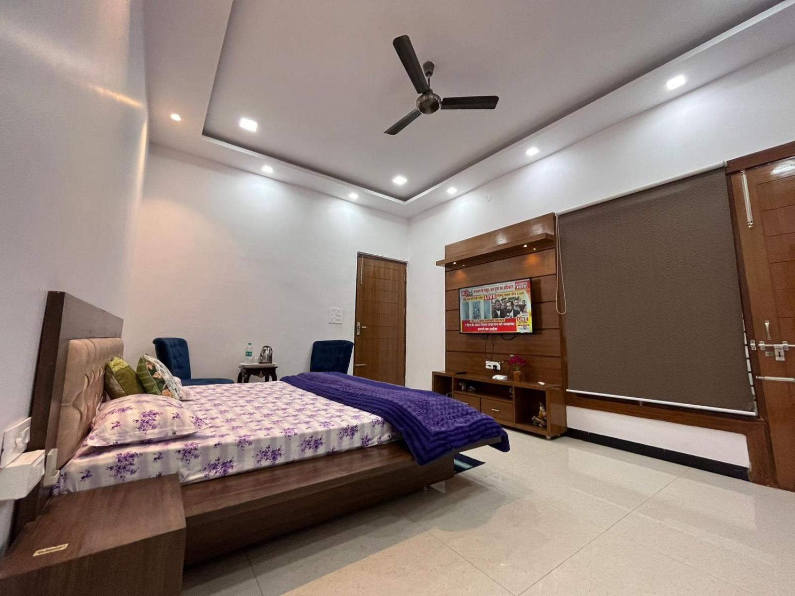Shreshth Home Stay - Best Family Accommodation - 3Km From Har Ki Pauri, Haridwar, Uttarakhand Eksteriør bilde
