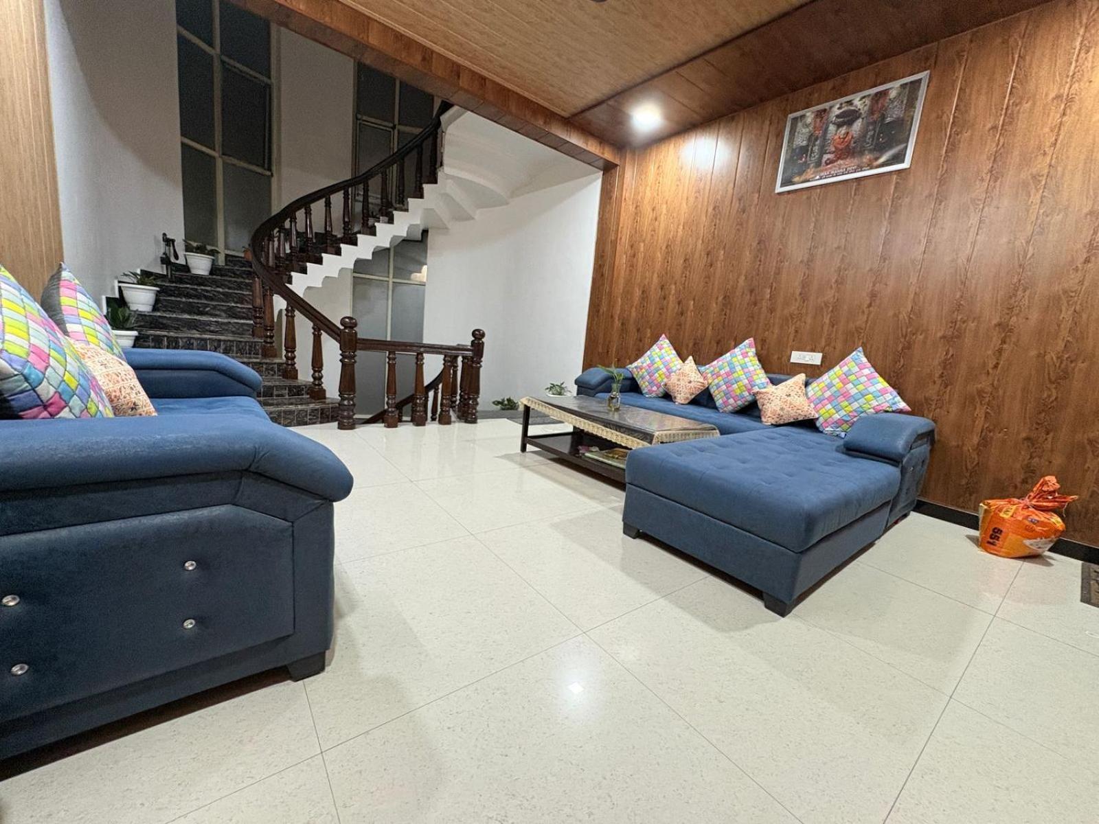 Shreshth Home Stay - Best Family Accommodation - 3Km From Har Ki Pauri, Haridwar, Uttarakhand Eksteriør bilde