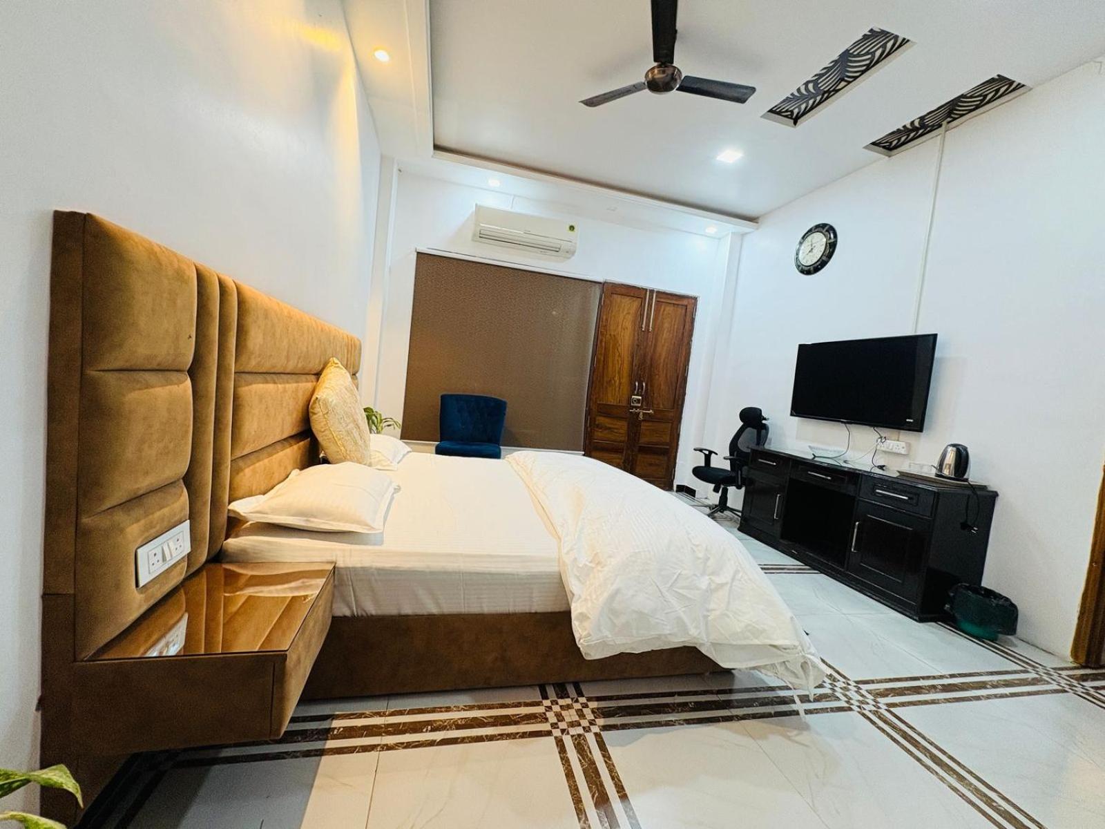 Shreshth Home Stay - Best Family Accommodation - 3Km From Har Ki Pauri, Haridwar, Uttarakhand Eksteriør bilde
